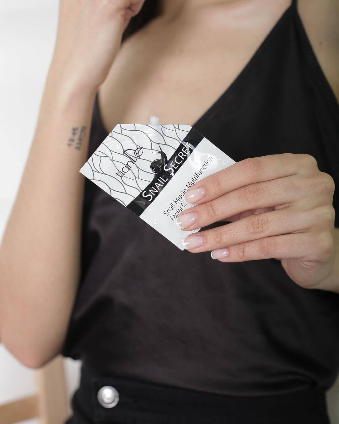 Многофункционален крем за лице